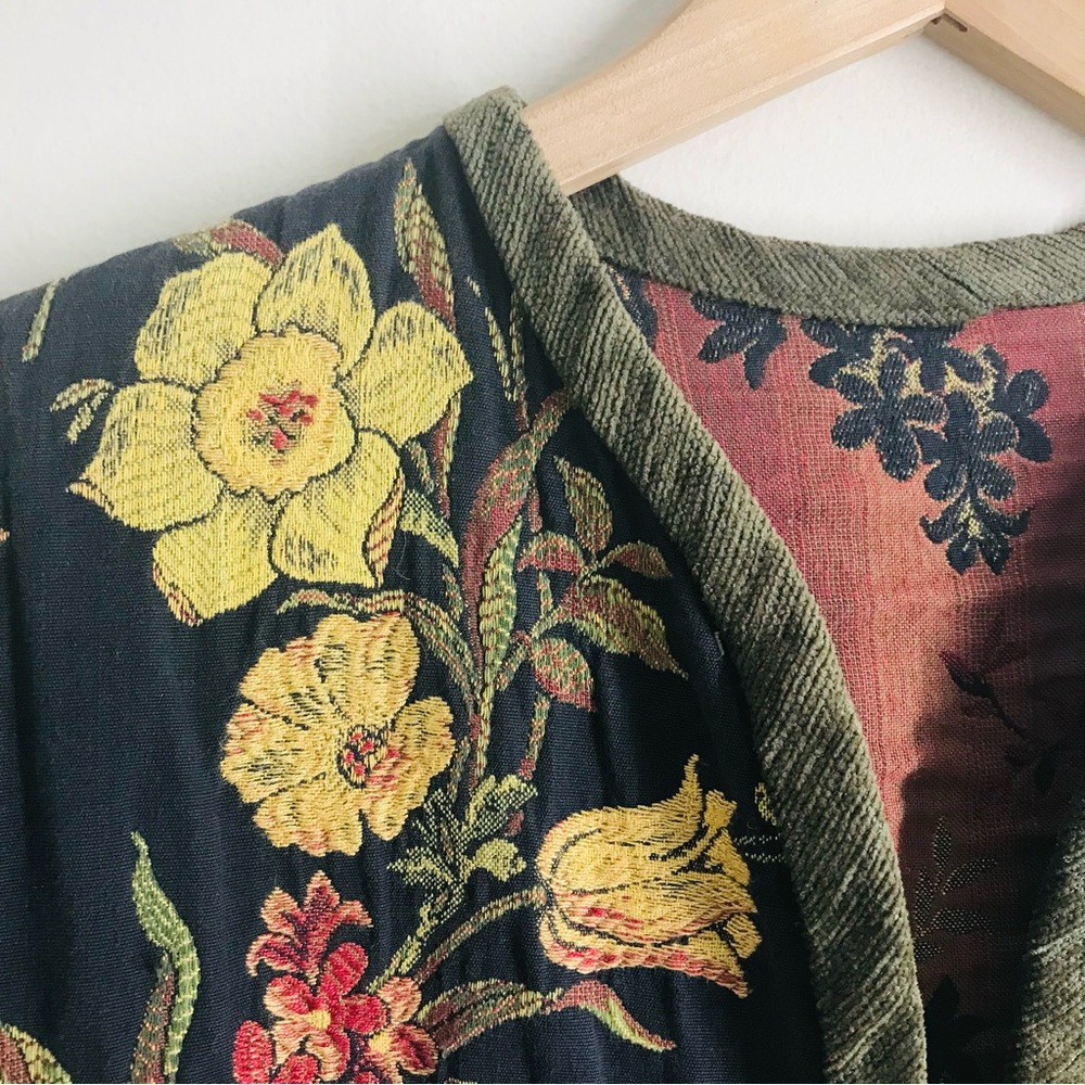 Vintage Vindago Design Floral Tapestry Reversible Art to Wear Kimono Jacket - Picture 3 of 12